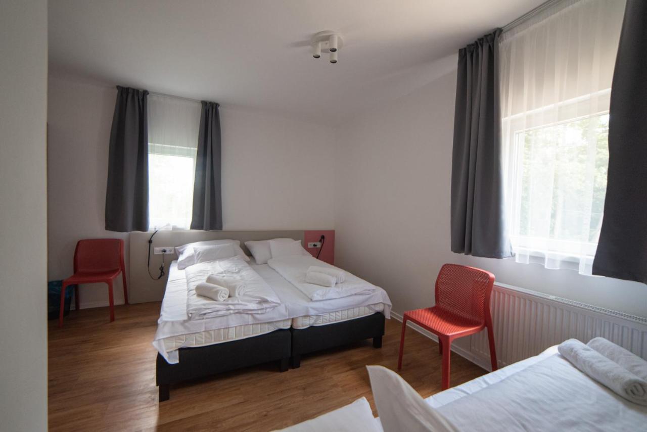 Dalma Panzió Bed & Breakfast Balatonvilagos Bagian luar foto