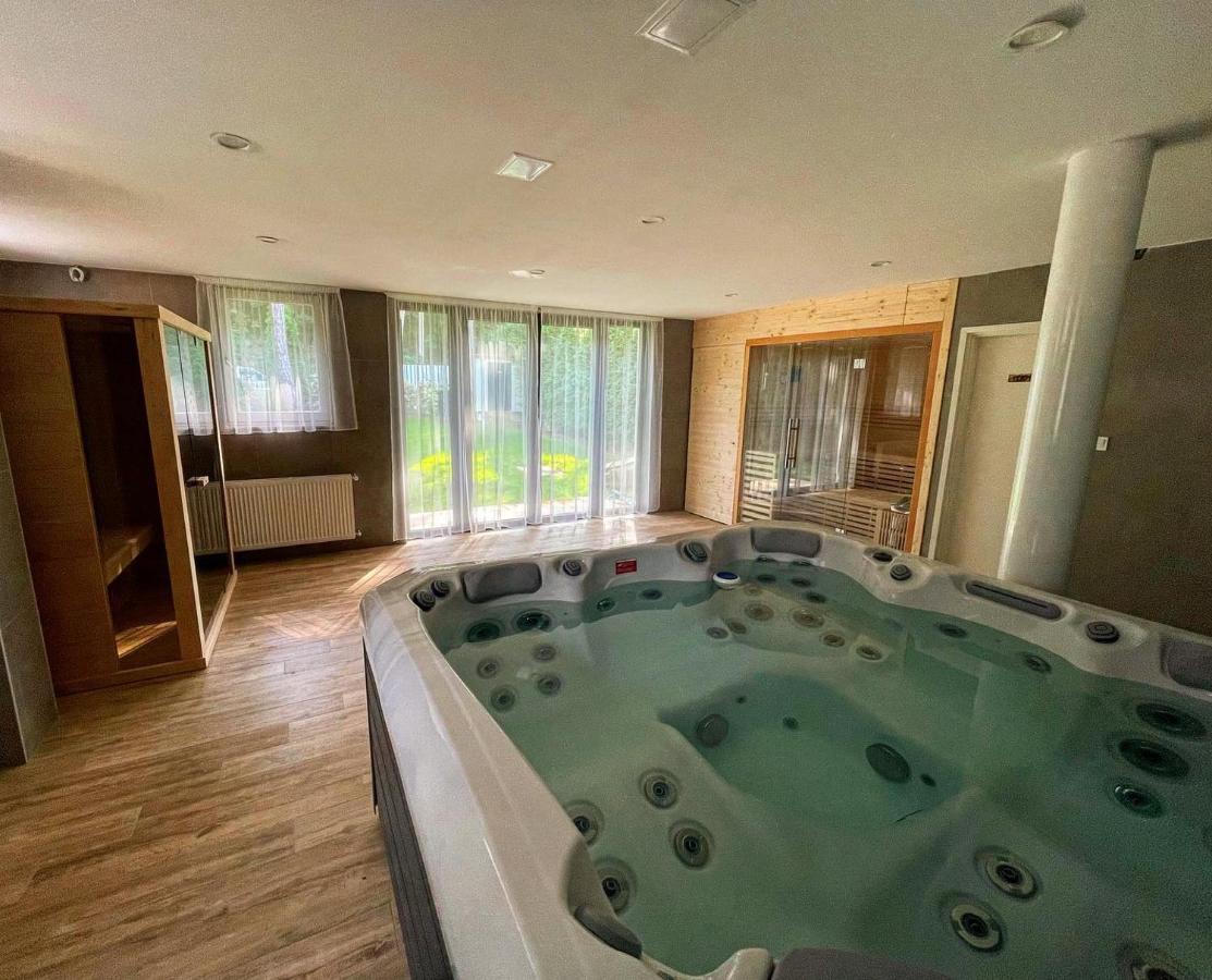 Dalma Panzió Bed & Breakfast Balatonvilagos Bagian luar foto